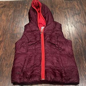 Eddie Bauer Hooded Premium  Goose Down Puffer Vest Burgundy Zip Up 550 Size M